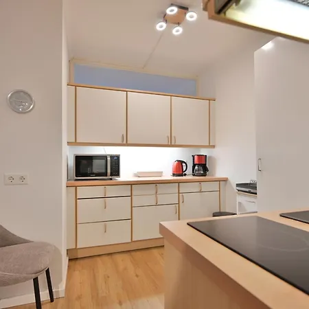 Bauch 4-2-4 - Strandappartements Am Leuchtturmweg Kellenhusen